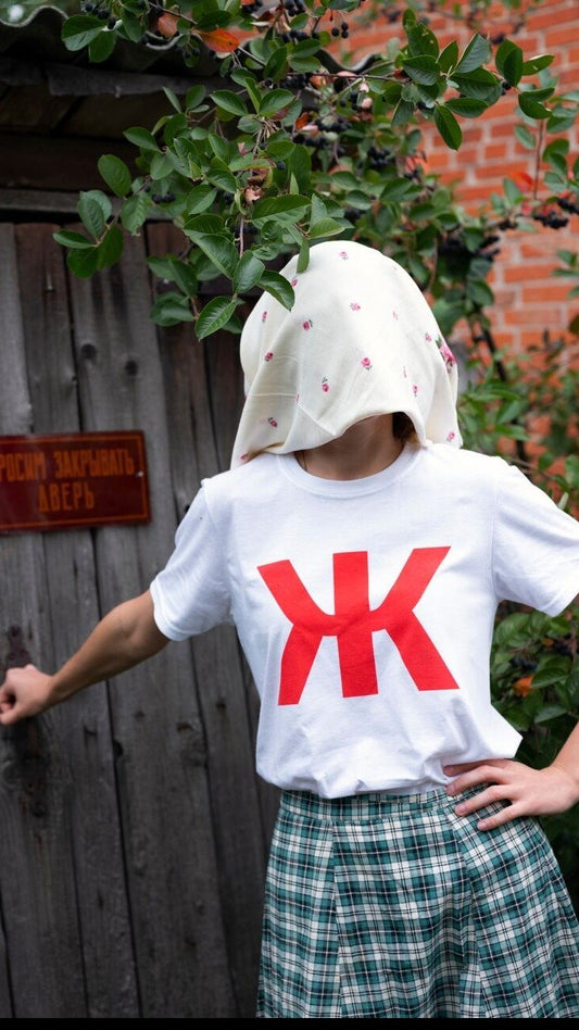 ZHE Unisex T-Shirt
