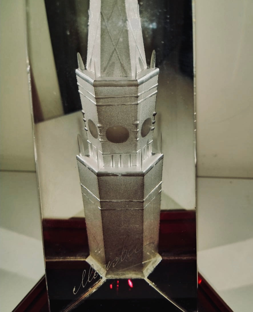 70s Vintage Soviet Kremlin Glass Figurine